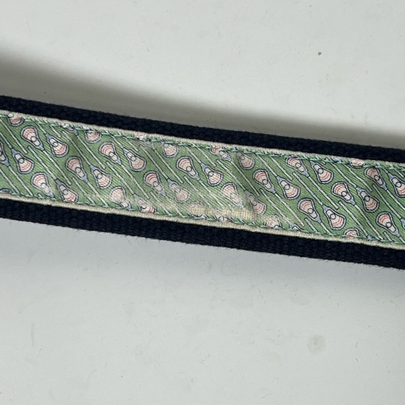 Vineyard Vines Belt Size 42 Lacrosse All Over Print Leather Tab Belt Preppy - Picture 7 of 12